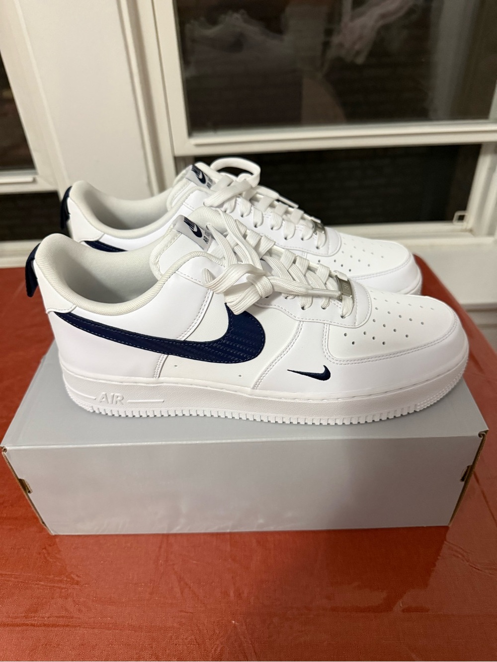Nike Air Force 1 07 Tech Ess Carbon Fiber Swoosh White size 11 Men’s NEW